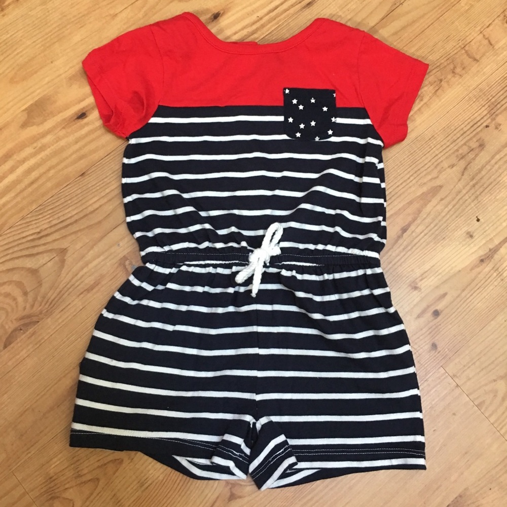 Baby gap romper like new